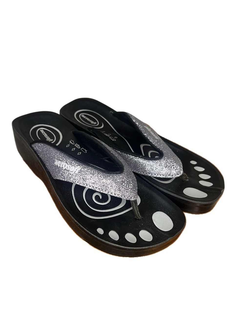 Aerosoft Gliteratti Sparkle Pewter Glitter Thong Sandals for Women EU 37 US 6